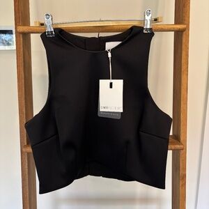 C/ MED COLLECTIVE black zip up back fitted top